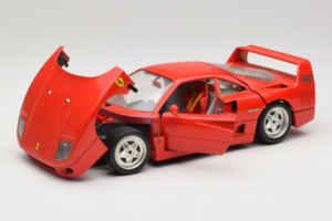 Ferrari F40 Piros Diamond Edition Bburago 1:18 3022-P1 Fém – 2. kép a 8-ből