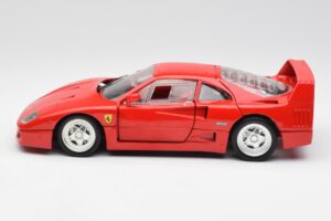 Ferrari F40 Piros Hot Wheels 1:18 23911 Fém – 4. kép a 8-ből
