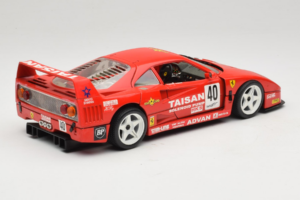 Ferrari F40 #40 T. Ohta / A. Reid Taisan Piros 1987 Bburago 1:18 3022-T1 Fém – 3. kép a 8-ből