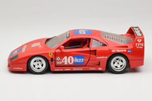 Ferrari F40 #40 the0123 Piros 1987 Bburago 1:18 3332-P5 Fém – 4. kép a 8-ből