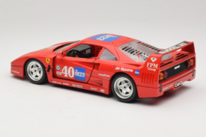 Ferrari F40 #40 the0123 Piros 1987 Bburago 1:18 3332-P5 Fém – 7. kép a 8-ből