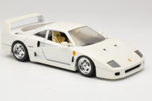 Ferrari F40 Fehér Bburago 1:18 3332-W4 Fém – 6. kép a 8-ből