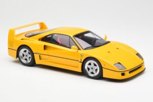 Ferrari F40 Sárga GT Spirit 1:18 GT839 Gyanta – 4. kép a 6-ből