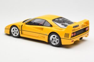 Ferrari F40 Sárga GT Spirit 1:18 GT839 Gyanta – 5. kép a 6-ből