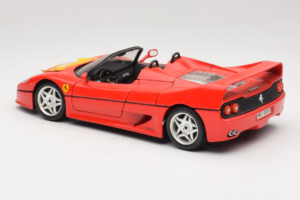 Ferrari F50 Kabrió 50 Jahre Ferrari 24 Jahre Bburago FMC Piros Bburago 1:18 3352-P1 Fém – 7. kép a 8-ből