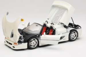 Ferrari F50 Kabrió Fehér Bburago 1:18 3352-W1 Fém – 2. kép a 8-ből