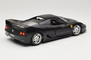 Ferrari F50 Coupe Fekete Bburago 1:18 3372-B1 Fém – 3. kép a 8-ből