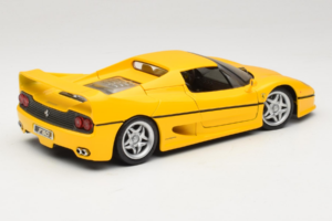 Ferrari F50 Coupe Shell Sárga Maisto 1:18 3076-Y1 Fém – 3. kép a 8-ből