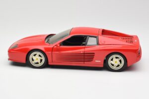 Ferrari F512 M Piros Hot Wheels 1:18 29758 Fém – 4. kép a 8-ből