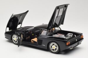 Ferrari F512M Fekete Hot Wheels 1:18 23922 Fém – 5. kép a 8-ből