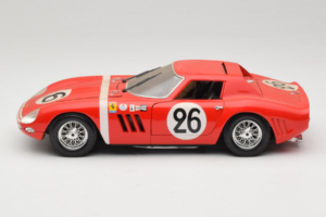 Ferrari 250 GTO #26 Piros Guiloy 1:18 67526 Fém – 4. kép a 8-ből