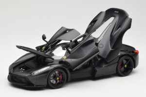 Ferrari LaFerrari F150 Matte Black Bburago 1:18 18-16901BK Fém – 2. kép a 8-ből