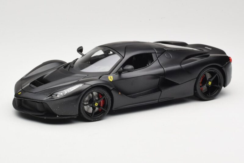 Ferrari LaFerrari F150 Matte Black Bburago 1:18 18-16901BK Fém