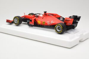 Ferrari SF90 #5 S. Vettel Australian GP 2019 BBR 1:18 BBR191805DIE Gyanta – 5. kép a 6-ből