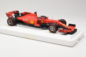 Ferrari SF90 #5 S. Vettel Italian GP Monza 2019 BBR 1:18 BBR191835 Gyanta – 4. kép a 6-ből