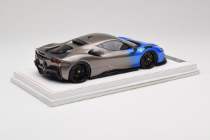 Ferrari SF90 Novitec Blue Grey Metallic IVY 1:18 REMC029 Gyanta – 3. kép a 7-ből