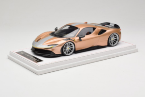 Ferrari SF90 Novitec Arany Ezüst Csík IVY 1:18 REMC028 Gyanta – 2. kép a 7-ből