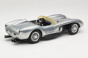 Ferrari Testa Rossa Chrome Silver Hot Wheels 1:18 25737 Fém – 3. kép a 8-ből