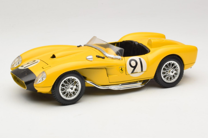 Ferrari 250 Testa Rossa #91 Sárga Limitált Kiadás Bburago 1:18 3007-Y1 Fém