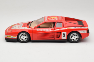 Ferrari Testarossa Brummel #5 Piros 1984 Bburago 1:18 3004-P1 Fém – 4. kép a 8-ből