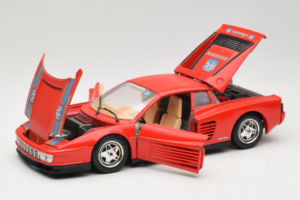 Ferrari Testarossa PPG Auto Refinish Piros Bburago 1:18 3039-P3 Fém – 2. kép a 8-ből
