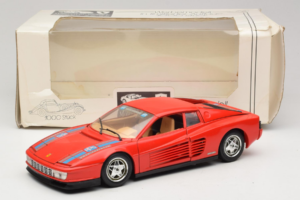 Ferrari Testarossa PPG Auto Refinish Piros Bburago 1:18 3039-P3 Fém – 8. kép a 8-ből
