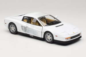 Ferrari Testarossa Fehér Miami Vice Hot Wheels 1:18 P9904 Fém – 4. kép a 6-ből