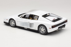 Ferrari Testarossa Fehér Miami Vice Hot Wheels 1:18 P9904 Fém – 5. kép a 6-ből
