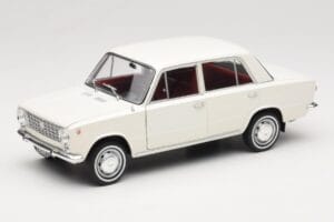 Fiat 124 Fehér IXO 1:18 18CMC205OP Fém