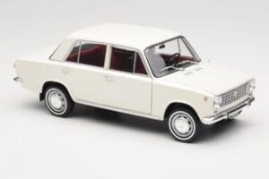 Fiat 124 Fehér IXO 1:18 18CMC205OP Fém – 6. kép a 8-ből