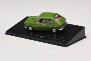 Fiat 127 Zöld IXO 1:43 CLC607N Fém – 3. kép a 4-ből
