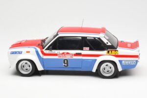 Fiat 131 Abarth Fiat France #9 J-C. Andruet / C. Delferrier Winner Rally Sanremo 1977 Kyosho 1:18 08375A Fém – 4. kép a 8-ből
