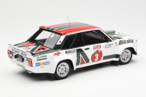 Fiat 131 Abarth #3 M. Alen / I. Kivimaki Winner Rally 1000 Lakes 1980 Kyosho 1:18 08376H Fém – 3. kép a 8-ből