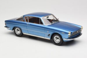 Fiat 2300 S Coupe Kék BoS Models 1:18 BOS161 Gyanta – 4. kép a 6-ből