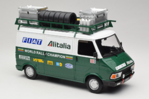 Fiat 242 Alitalia Rally Team Assistance With Trailer 1978 IXO 1:18 18CMC027WX Fém – 5. kép a 7-ből