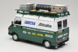 Fiat 242 Alitalia Rally Team Assistance With Trailer 1978 IXO 1:18 18CMC027WX Fém – 6. kép a 7-ből