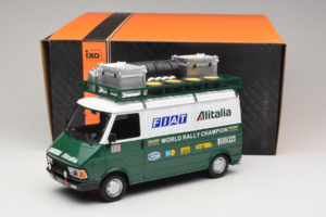 Fiat 242 Alitalia Rally Team Assistance With Trailer 1978 IXO 1:18 18CMC027WX Fém – 7. kép a 7-ből