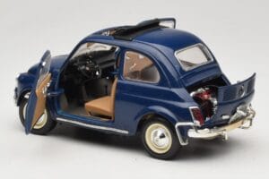 Fiat 500 L Kék Bburago 1:18 3327 Fém – 5. kép a 8-ből