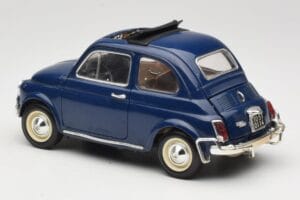 Fiat 500 L Kék Bburago 1:18 3327 Fém – 7. kép a 8-ből