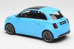 Abarth 500e Kék IXO 1:18 MCG18499 Fém – 5. kép a 6-ből