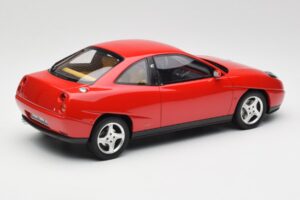 Fiat Coupe Turbo 20V Piros Otto 1:18 OT1100 Gyanta – 2. kép a 6-ből