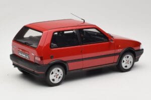 Fiat Uno Turbo IE Rosso Racing Otto 1:18 OT487 Gyanta – 2. kép a 6-ből