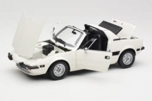 Fiat X1/9 Fehér Minichamps 1:18 100121685 Fém – 2. kép a 8-ből