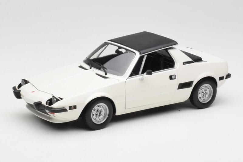 Fiat X1/9 Fehér Minichamps 1:18 100121685 Fém