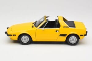 Fiat X1/9 Sárga Minichamps 1:18 100121664 Fém – 4. kép a 8-ből