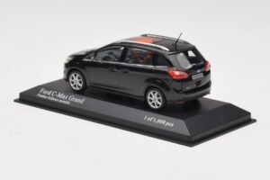 Ford C-Max Grand Fekete Metallic Minichamps 1:43 400089100 Fém – 3. kép a 4-ből