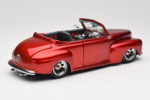 Ford Cabriolet Red Metallic Road Signature 1:18 30028 Fém – 3. kép a 8-ből