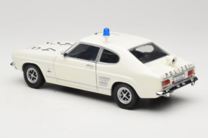 Ford Capri Autobahnpolizei Dusseldorf Minichamps 1:18 150089090 Fém – 7. kép a 8-ből