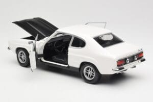 Ford Capri Mk1 RS 2600 Fehér Fekete Minichamps 1:18 150089078 Fém – 5. kép a 8-ből