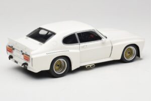 Ford Capri Mk1 RS 3100 Fehér Minichamps 1:18 183748003-R1 Fém – 3. kép a 8-ből